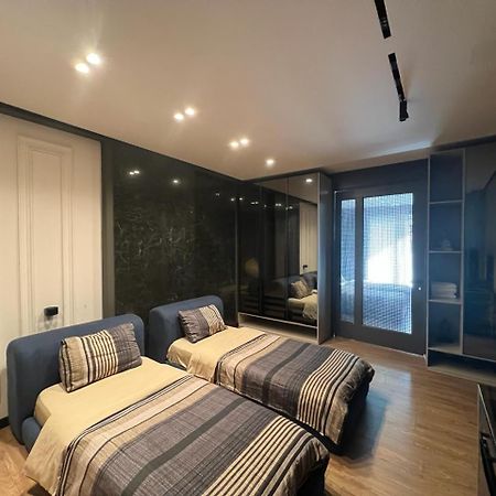 Remarkable Apartment Tirana Bagian luar foto