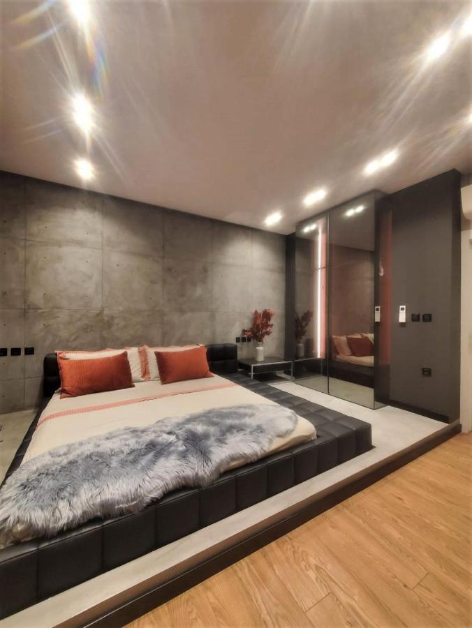 Remarkable Apartment Tirana Bagian luar foto