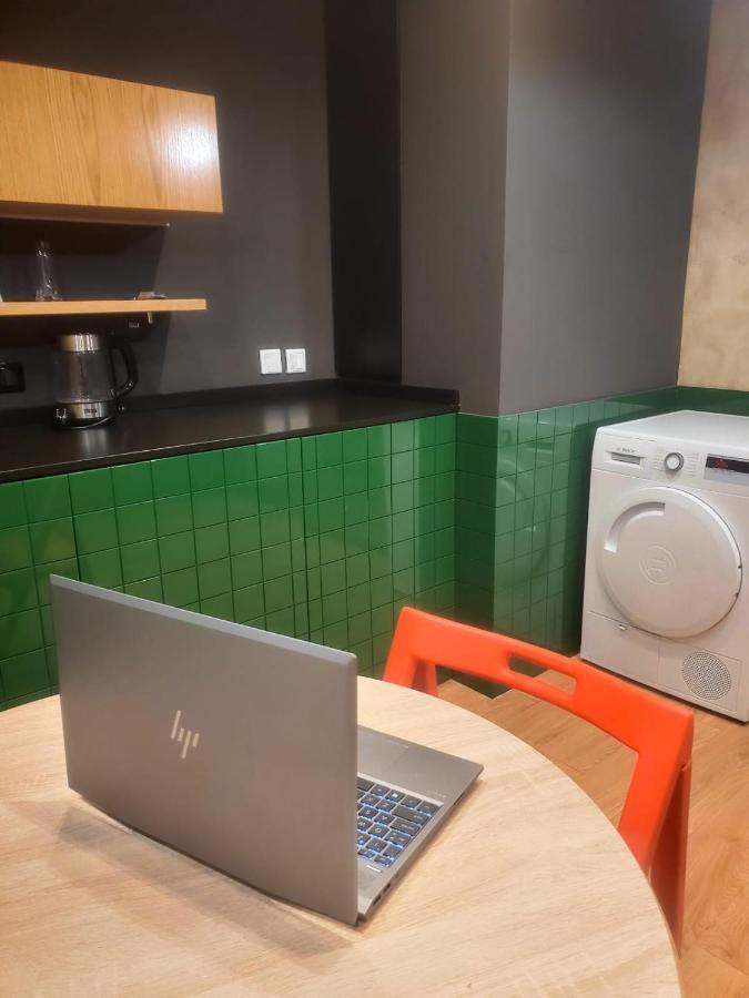 Remarkable Apartment Tirana Bagian luar foto