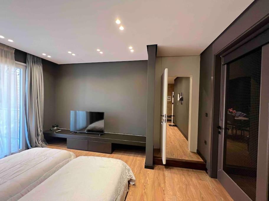 Remarkable Apartment Tirana Bagian luar foto