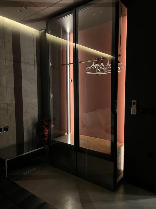 Remarkable Apartment Tirana Bagian luar foto